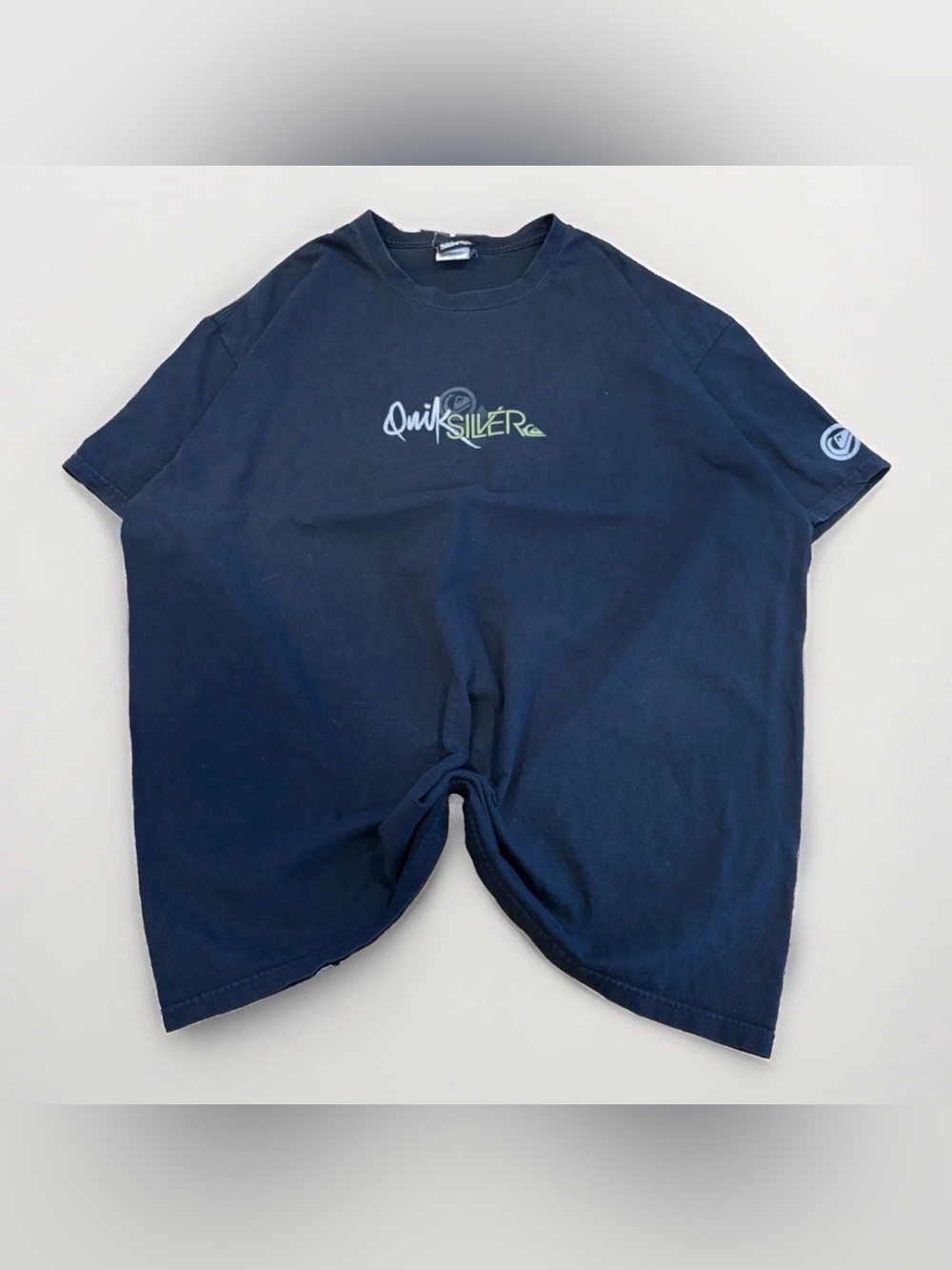 Y2K Quiksilver T-Shirt Vintage Skater Tee Size XL Front & Back Graphic Surf